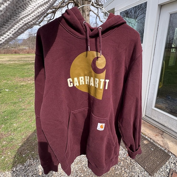 Carhartt Other - Carhartt Burgundy Hoodie with Gold Logo